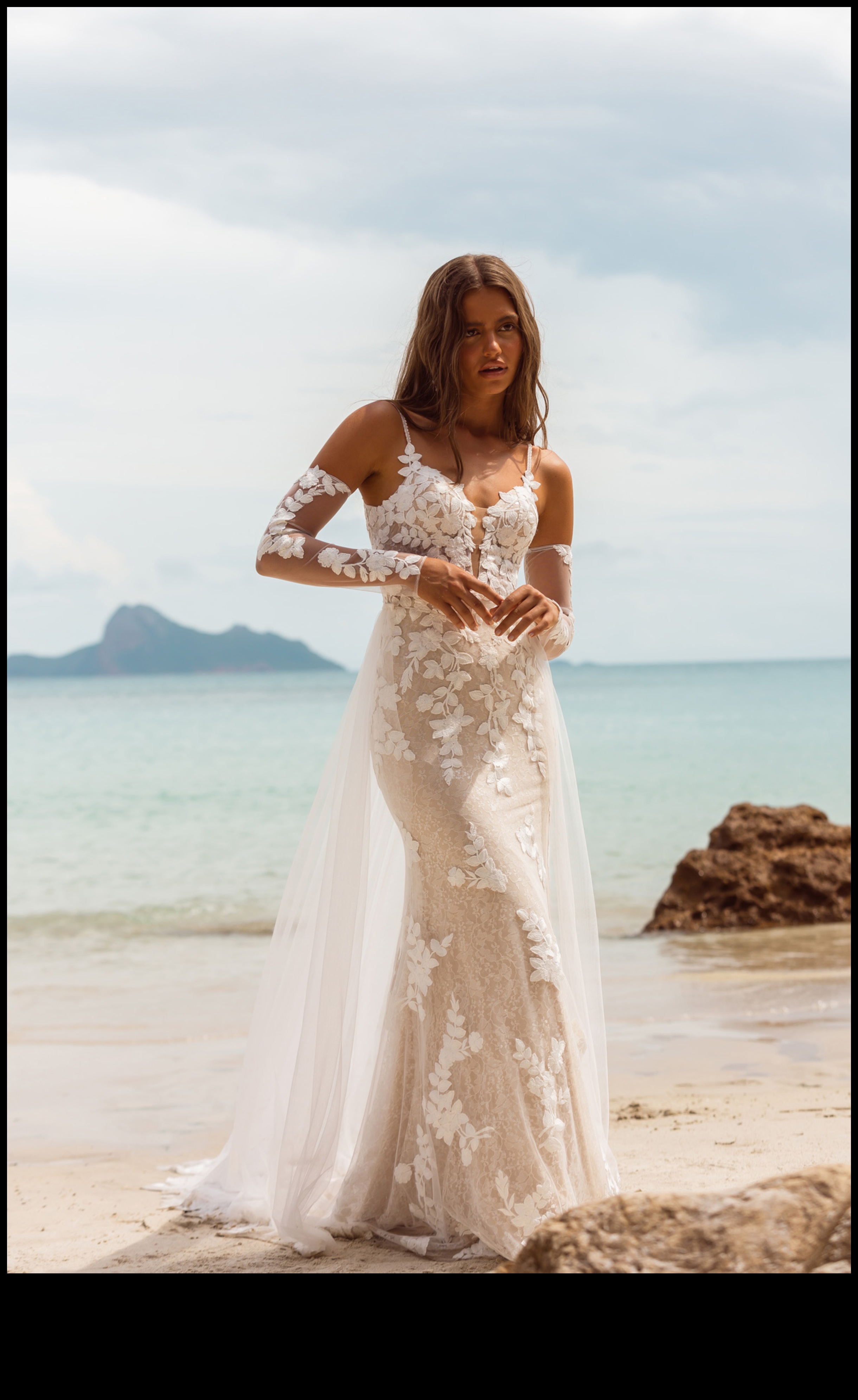 Trendsetting Brides Modern Wedding Inspirations for the Modern Bride 3 Trendsetting Brides: Modern Wedding Dress Inspirations