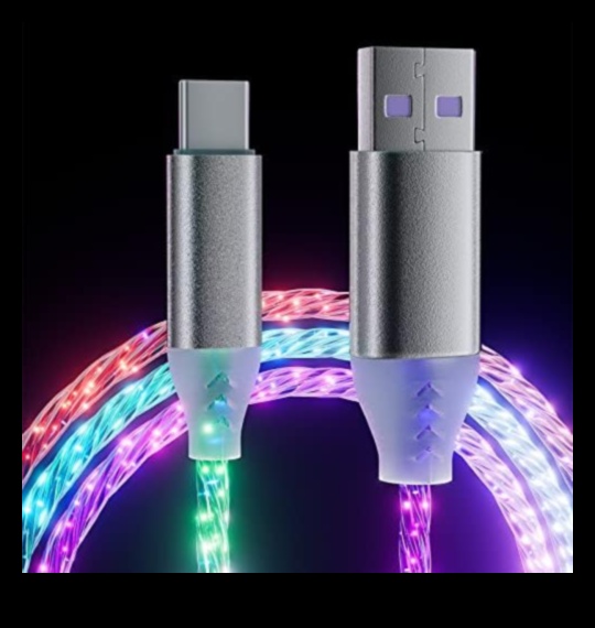 Φωτιζόμενα Gadgets Φωτισμένοι φορτιστές και καλώδια φωτίζουν τη νύχτα 3 Glowing Gadgets: Φωτιζόμενοι φορτιστές και καλώδια για νυχτερινή χρήση