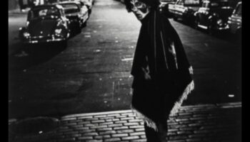 Nighttime Noir: Mystery and Shadows in Urban Photography