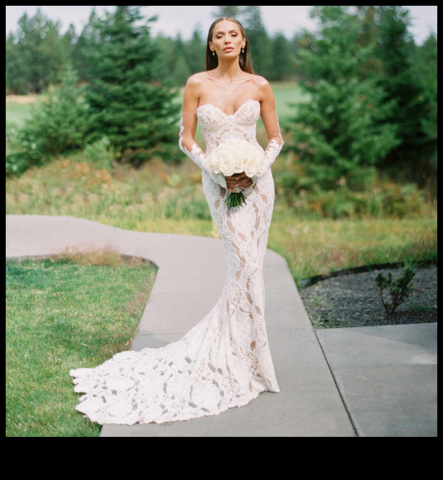 Trendsetting Brides Modern Wedding Inspirations for the Modern Bride 1 Trendsetting Brides: Modern Wedding Dress Inspirations