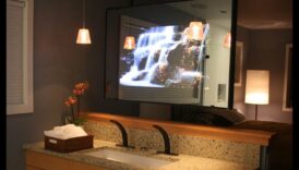 Καθρέφτης, Καθρέφτης στον τοίχο: τηλεοράσεις με ενσωματωμένους καθρέφτες για διπλή λειτουργικότητα